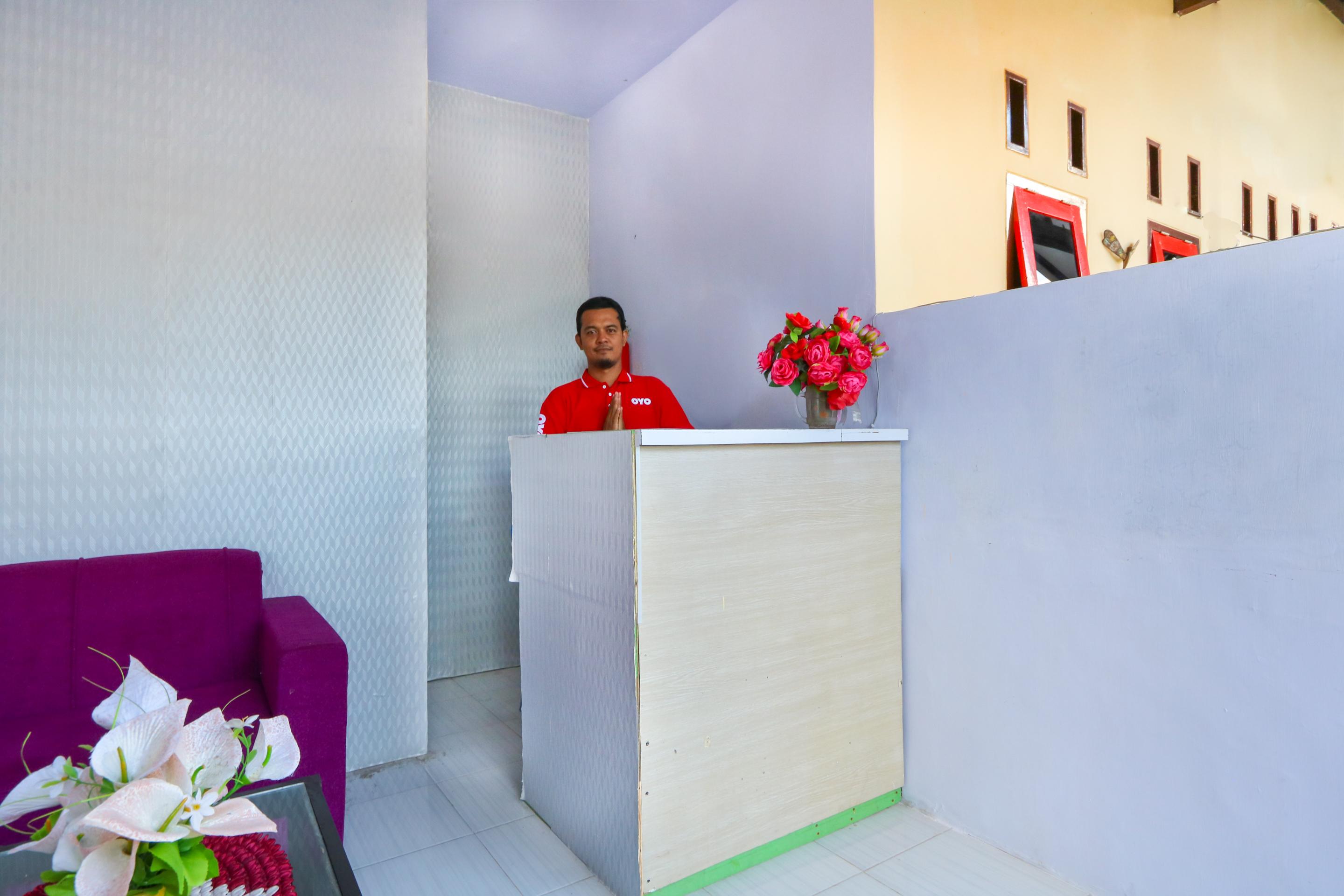 Reddoorz At El Shaday Homestay Banyuwangi Banyuwangi  Εξωτερικό φωτογραφία