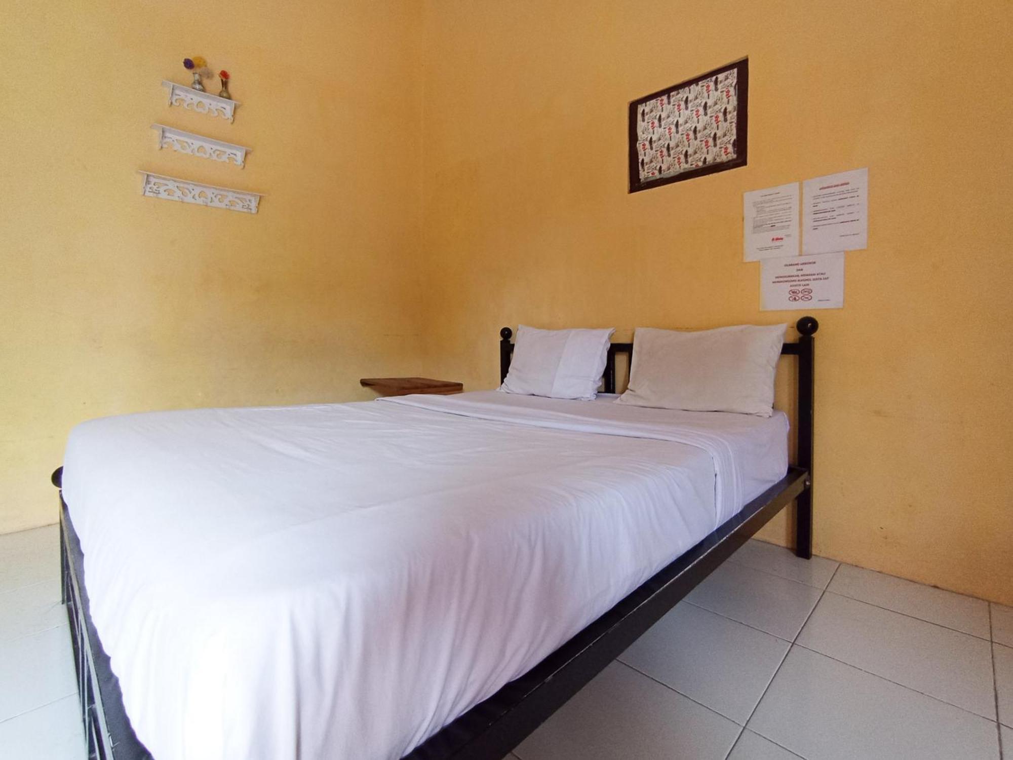 Reddoorz At El Shaday Homestay Banyuwangi Banyuwangi  Εξωτερικό φωτογραφία