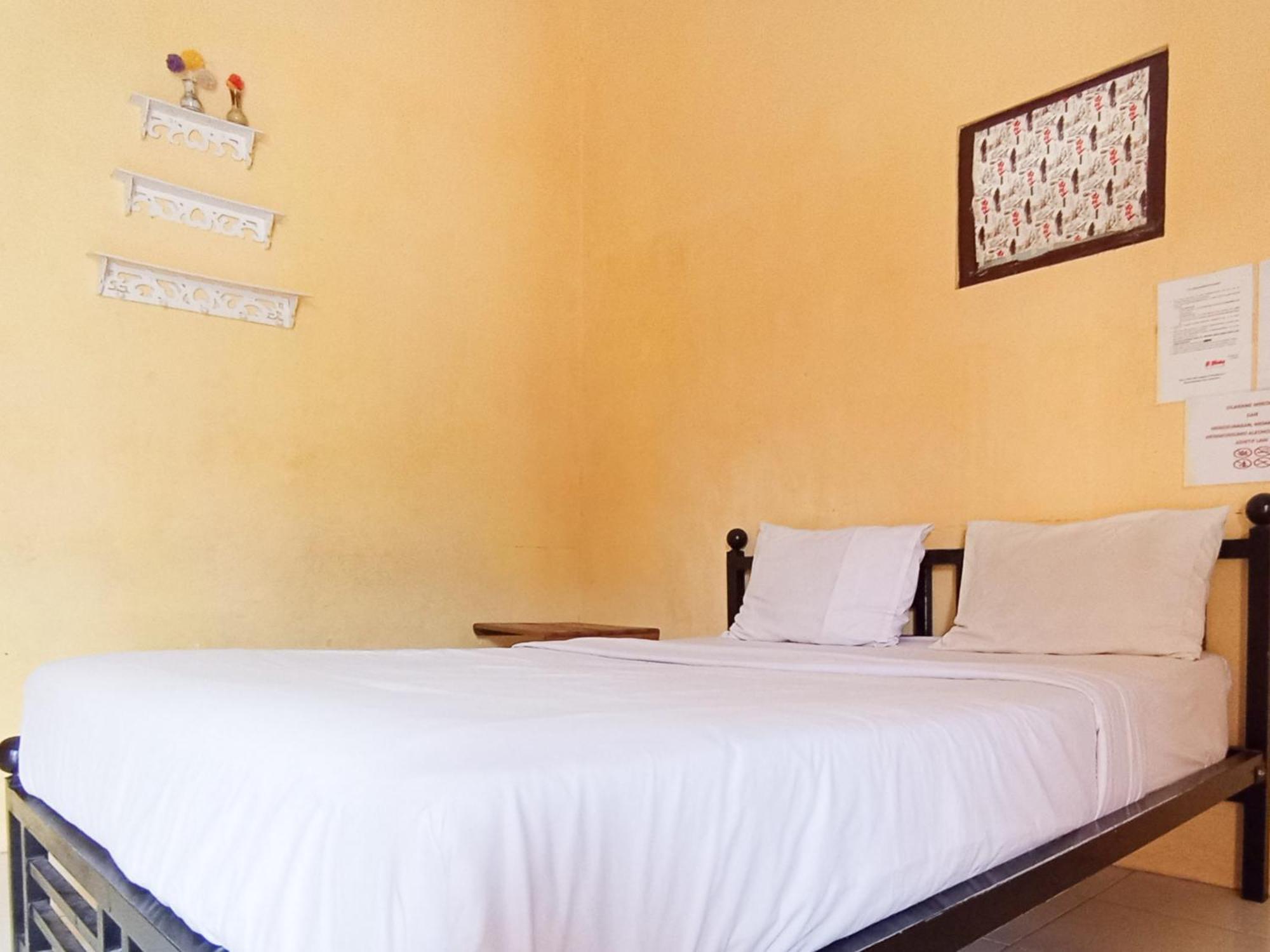 Reddoorz At El Shaday Homestay Banyuwangi Banyuwangi  Εξωτερικό φωτογραφία
