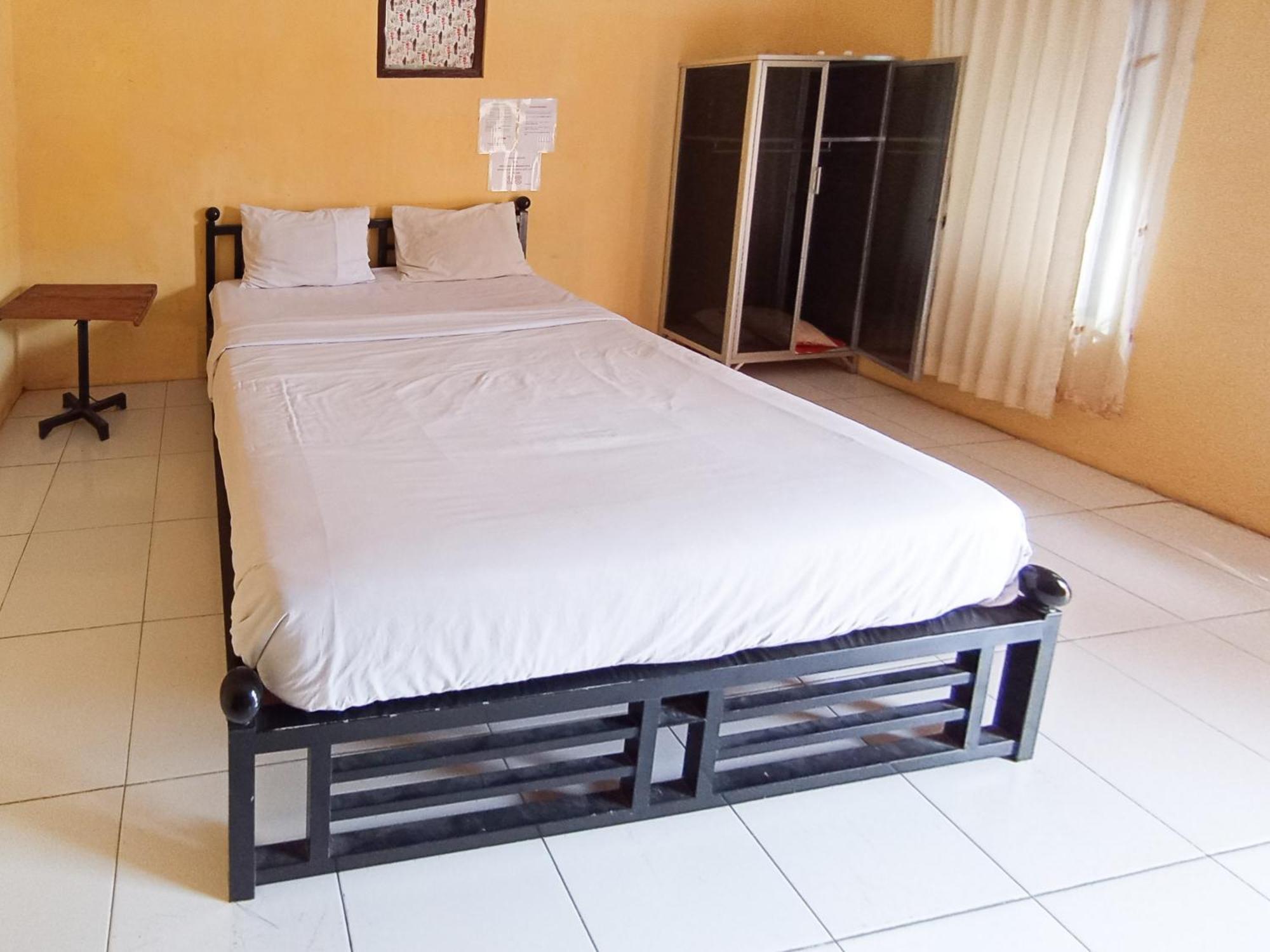 Reddoorz At El Shaday Homestay Banyuwangi Banyuwangi  Εξωτερικό φωτογραφία