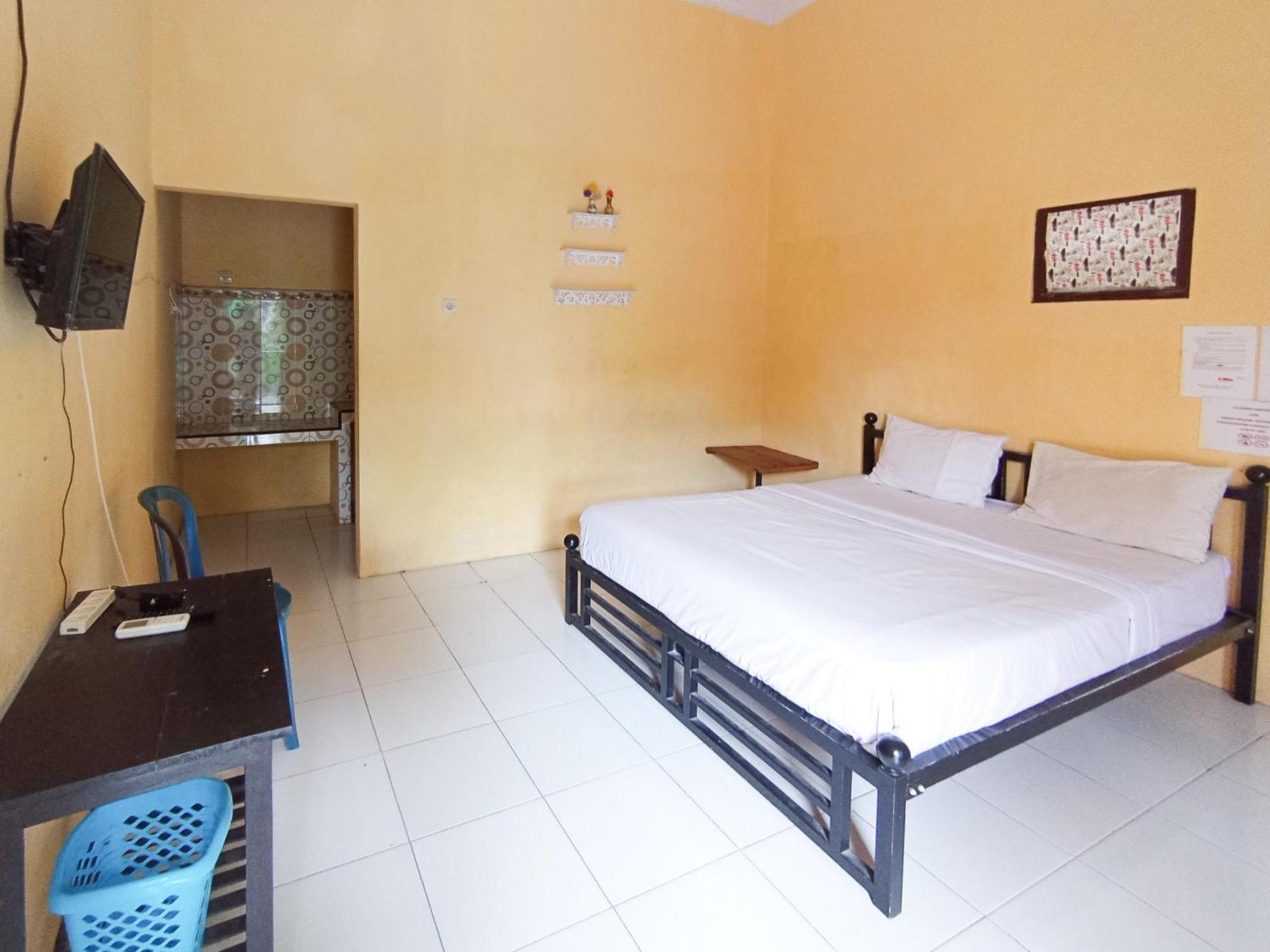 Reddoorz At El Shaday Homestay Banyuwangi Banyuwangi  Εξωτερικό φωτογραφία