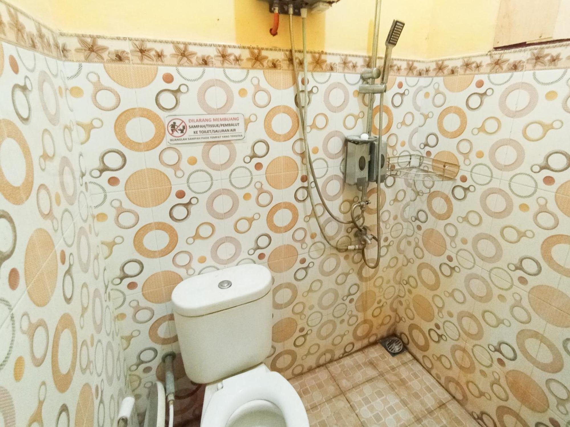 Reddoorz At El Shaday Homestay Banyuwangi Banyuwangi  Εξωτερικό φωτογραφία